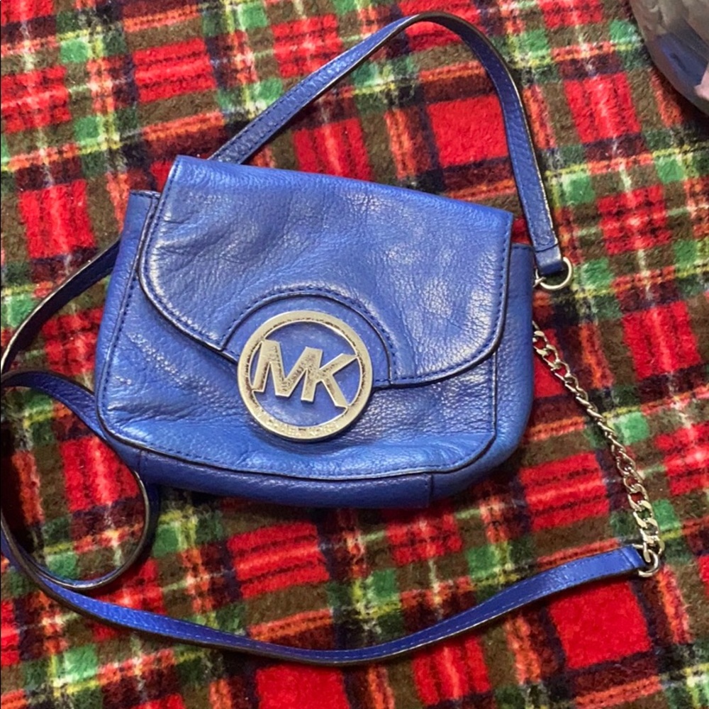 Women’s shoulder purse